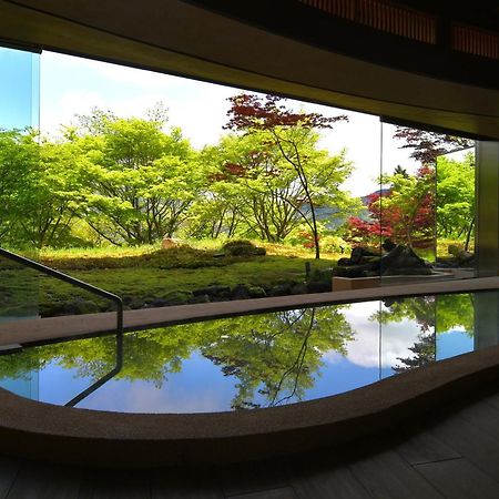 Готель Hakone Gora Byakudan Екстер'єр фото